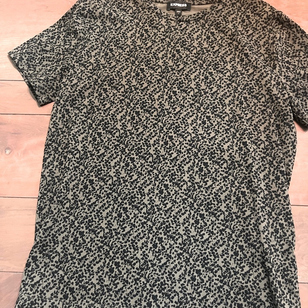 Men’s M Express Tshirt